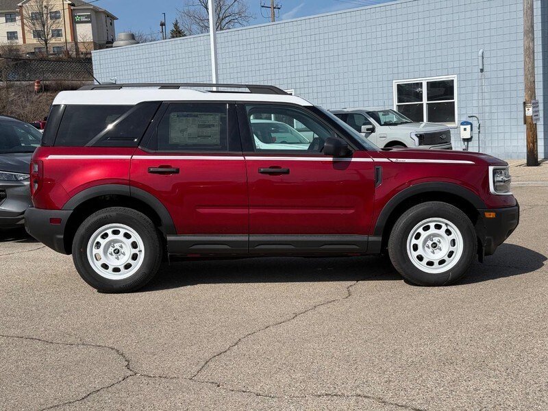 2025 Ford Bronco Sport Heritage photo 2