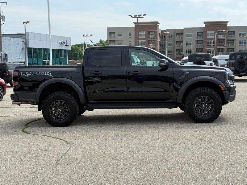 2024 Ford Ranger Raptor photo 2