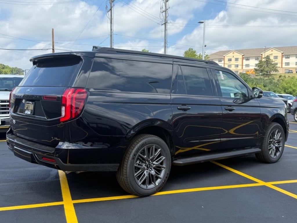 New 2026 Ford Expedition Max Platinum 4x4 SUV