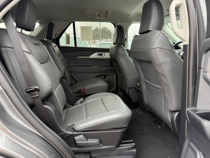 2026 Ford Explorer Active - Photo 7