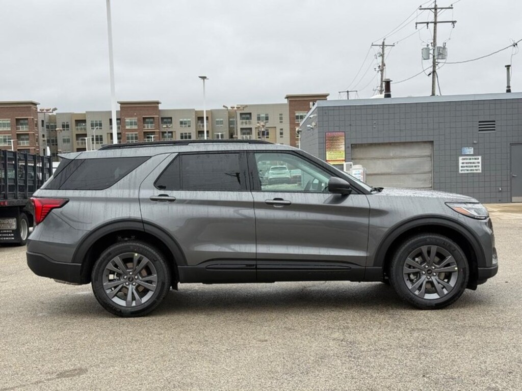New 2026 Ford Explorer Active 4WD SUV