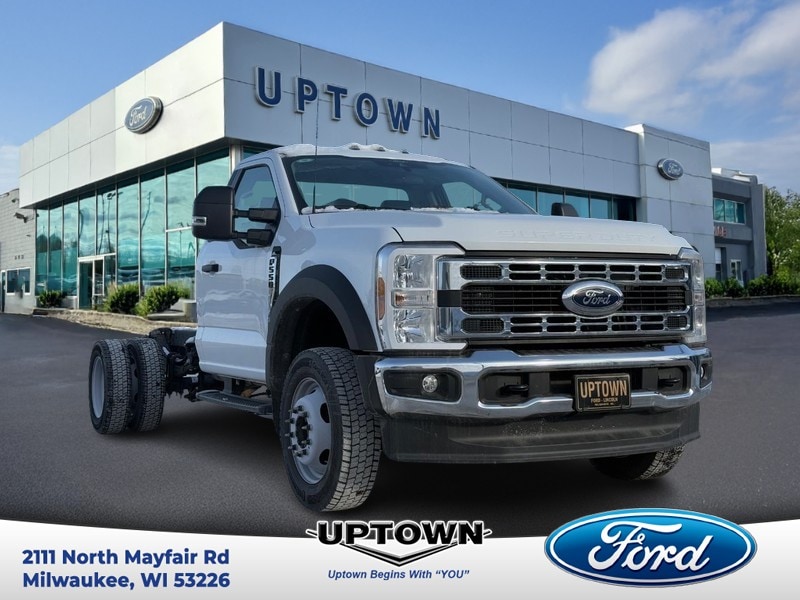 2024 Ford F-550 Super Duty Chassis Cab XL's photo