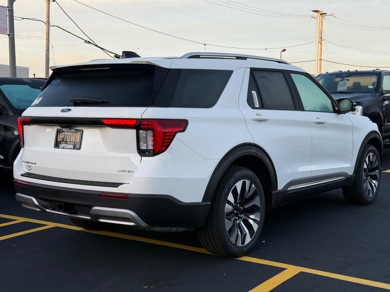 2026 Ford Explorer Platinum photo 3