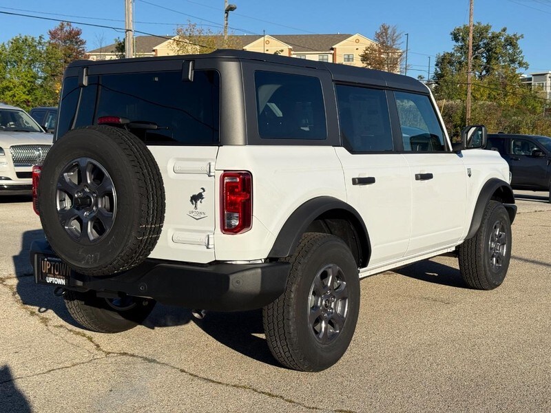 2025 Ford Bronco Big Bend photo 2