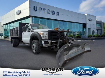 2014 Ford Super Duty F-550 DRW XL Truck