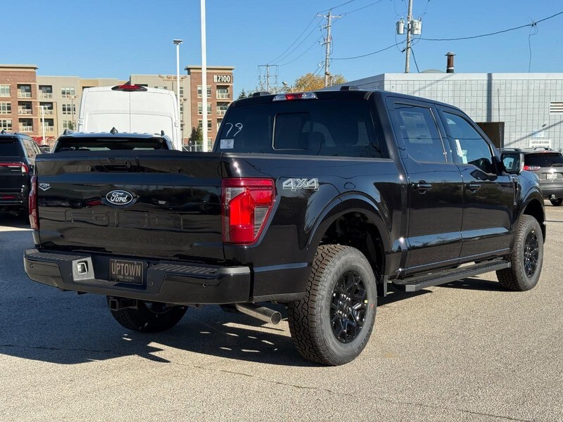 2025 Ford F-150 XLT photo 2