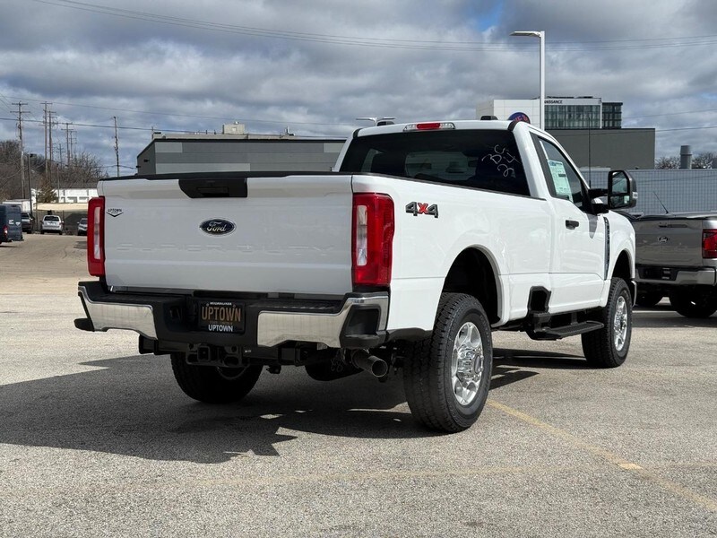 2025 Ford F-250 XL photo 3