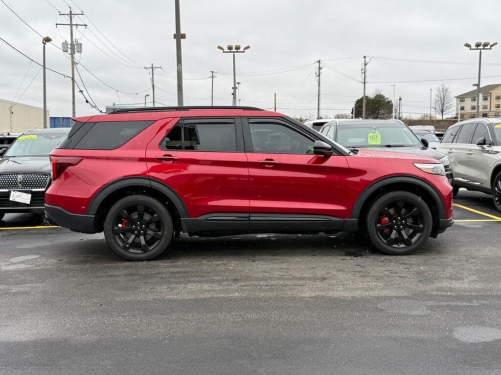 Used 2023 Ford Explorer ST 4WD SUV