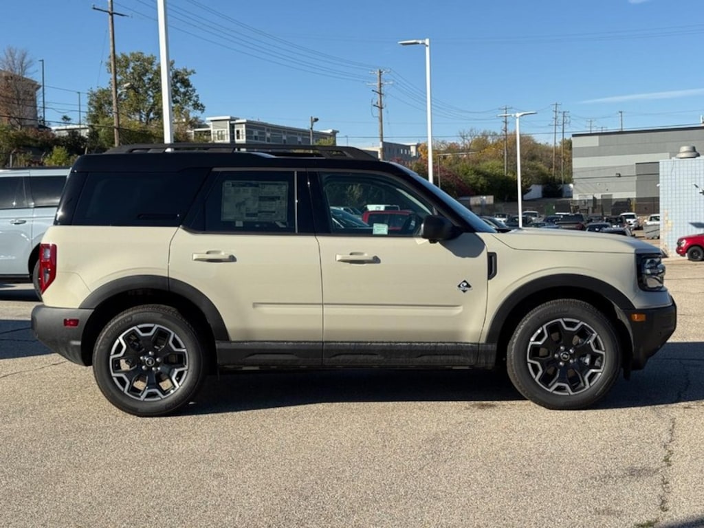 New 2025 Ford Bronco Sport Outer Banks 4x4 SUV