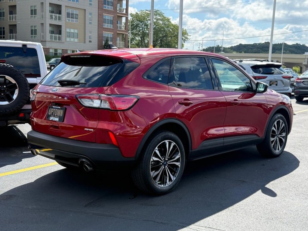 Certified 2022 Ford Escape SE AWD SUV