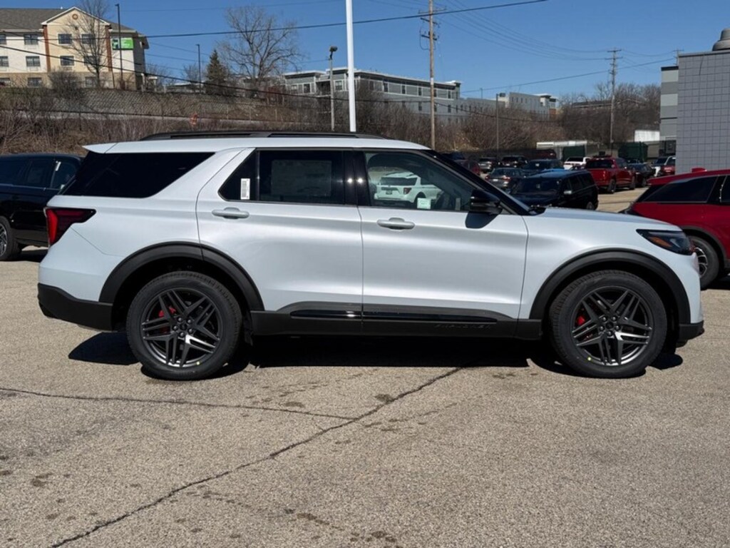 New 2026 Ford Explorer ST 4WD SUV