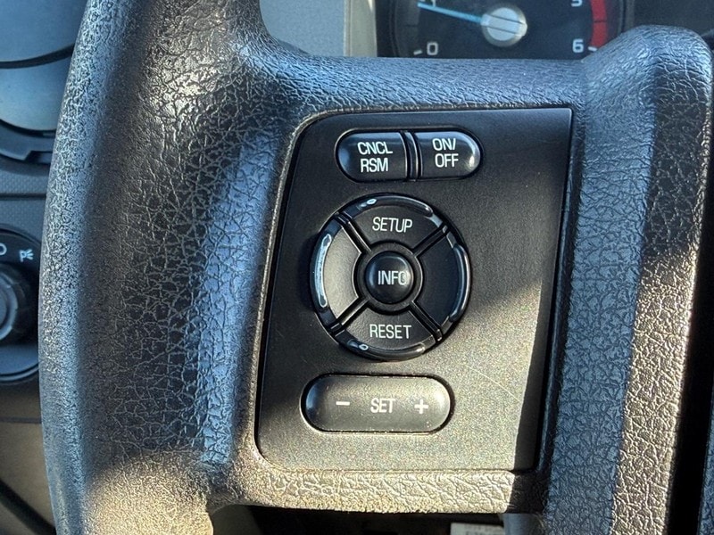 2014 Ford F-550 - Photo 15