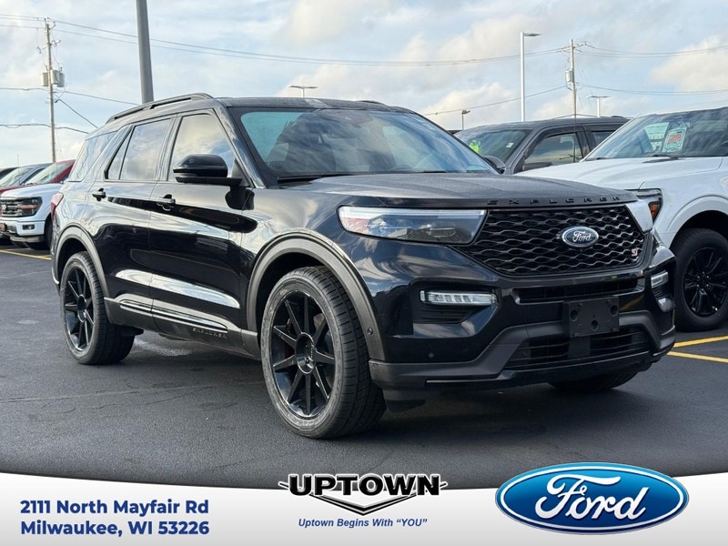 2020 Ford Explorer ST's photo