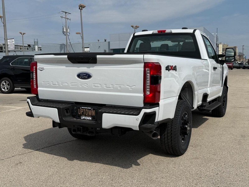 2025 Ford F-250 XL photo 3