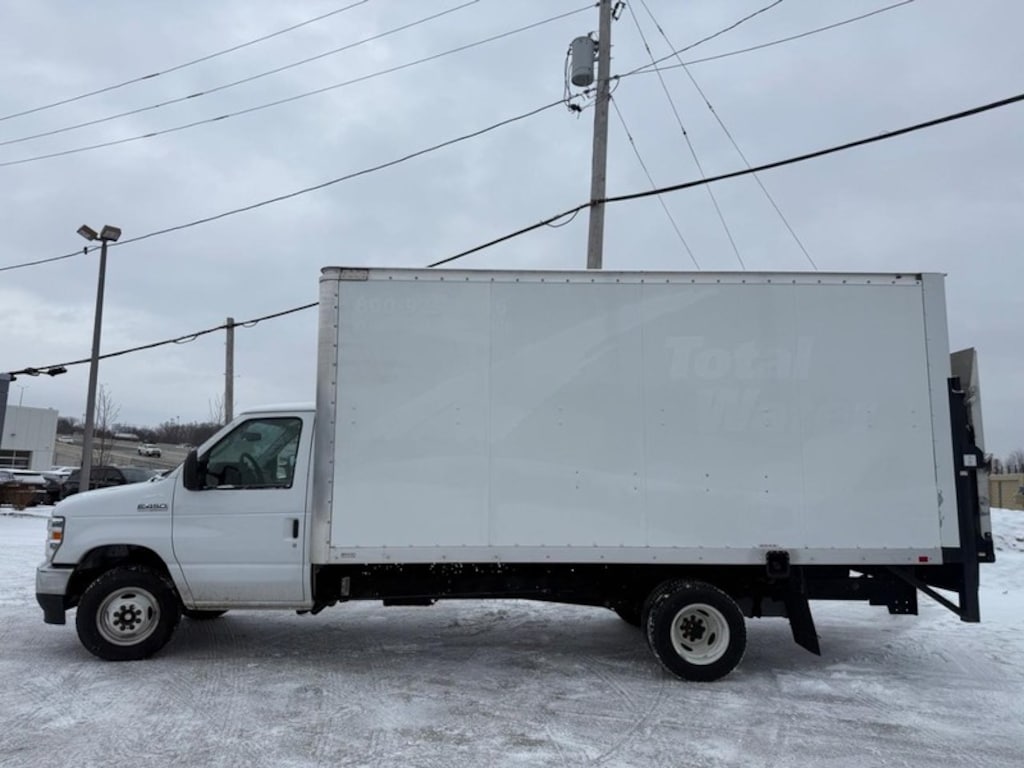 Used 2024 Ford E-Series Cutaway E-450 DRW 176 WB Commercial Equipment
