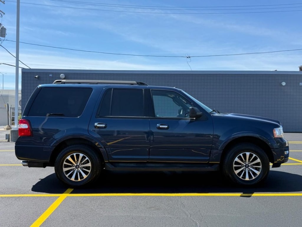 Certified 2017 Ford Expedition XLT 4x4 SUV