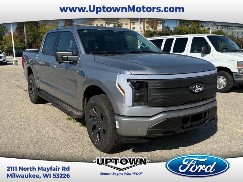 2025 Ford F-150 Lightning Flash's photo