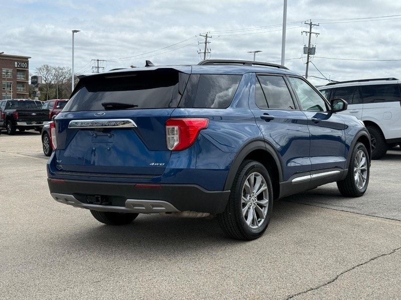 2022 Ford Explorer XLT photo 3