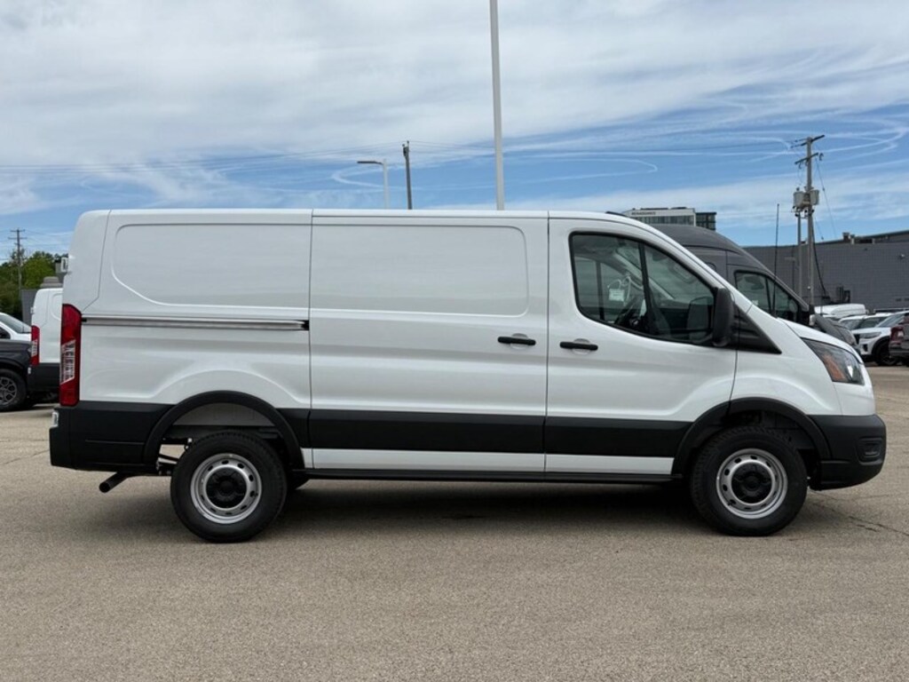 New 2026 Ford Transit Cargo Van T-250 130 Low Rf 9150 Gvwr RWD Mini-Van