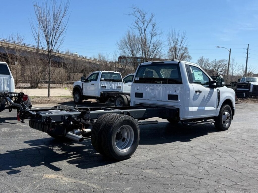 New 2026 Ford Super Duty F-350 DRW XL Truck