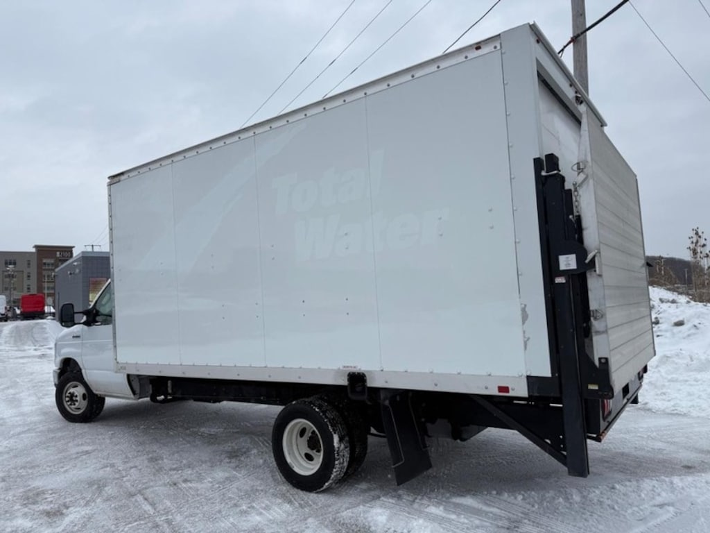 Used 2024 Ford E-Series Cutaway E-450 DRW 176 WB Commercial Equipment