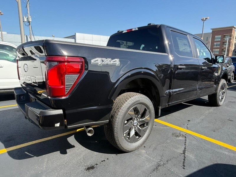 2025 Ford F-150 STX photo 3