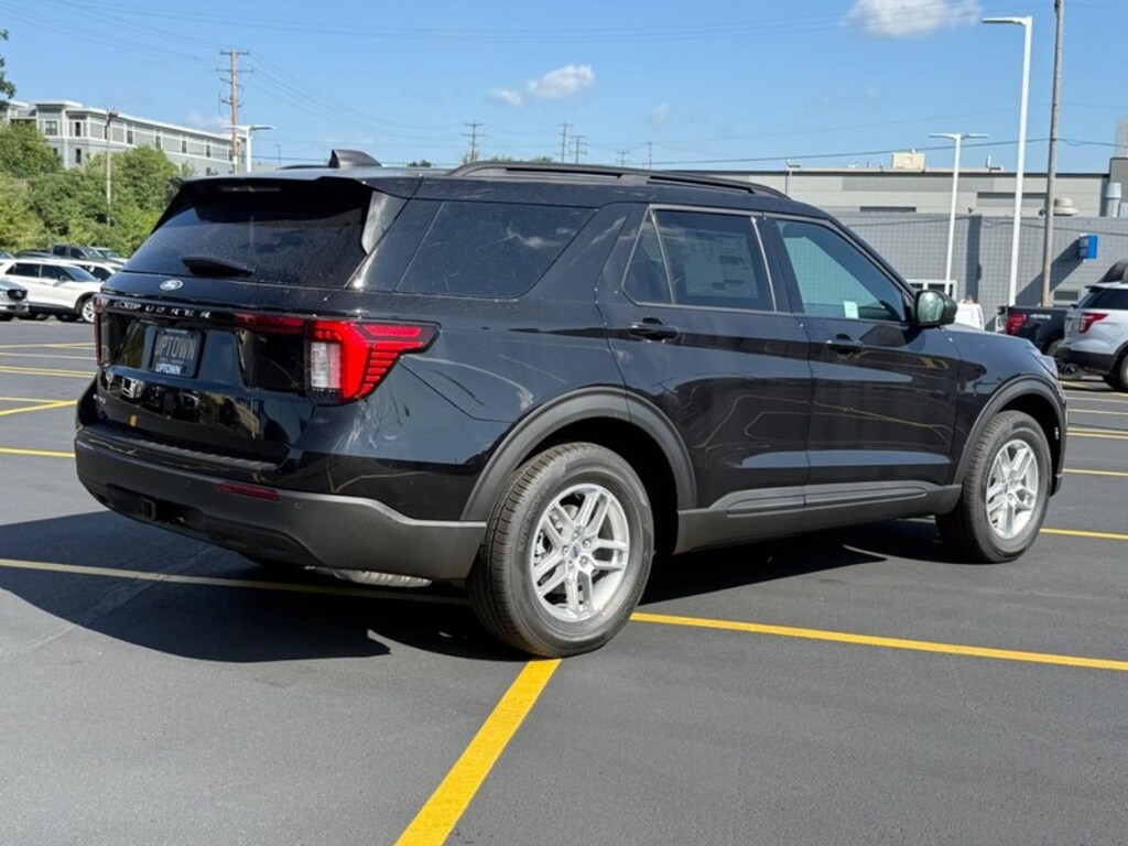 New 2027 Ford Explorer Active w/100A Pkg 4WD SUV
