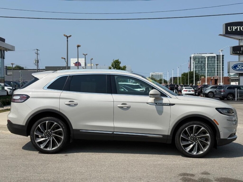 Used 2022 Lincoln Nautilus Reserve AWD SUV