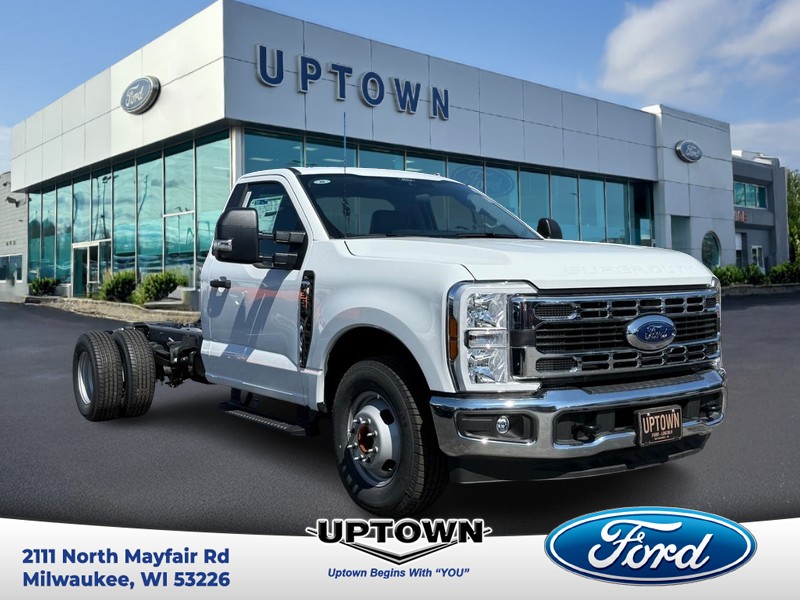 2026 Ford F-350 XL Regular Cab 169-In DRW's photo