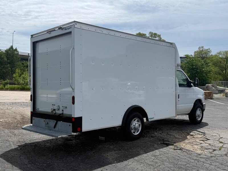 2024 Ford E-350 Base photo 3