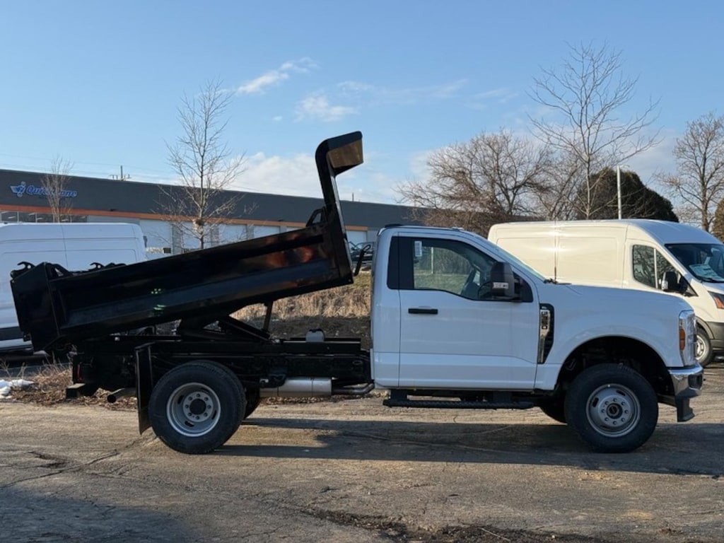 New 2026 Ford Super Duty F-350 DRW XL Truck