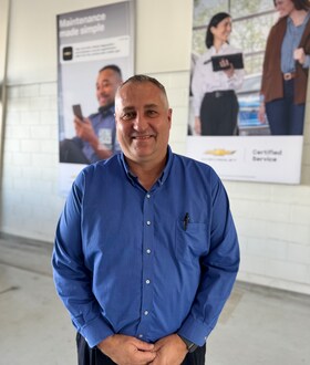 Staff member Rob Benicke from 35ea8dd1baf0