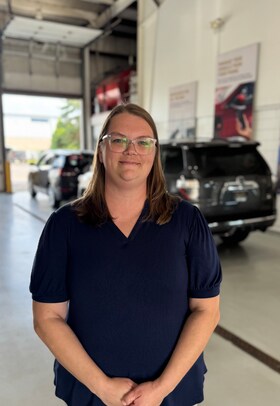 Staff member Amanda Hostetler from 361ff0e3779b