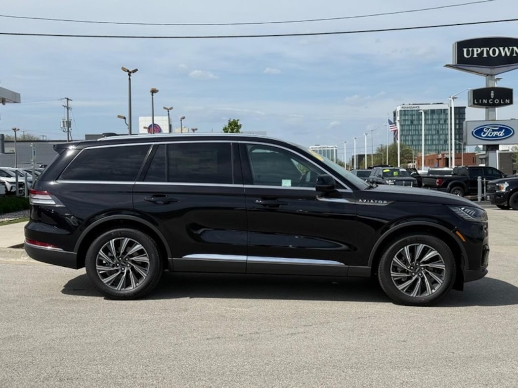 New 2026 Lincoln Aviator Premiere AWD SUV