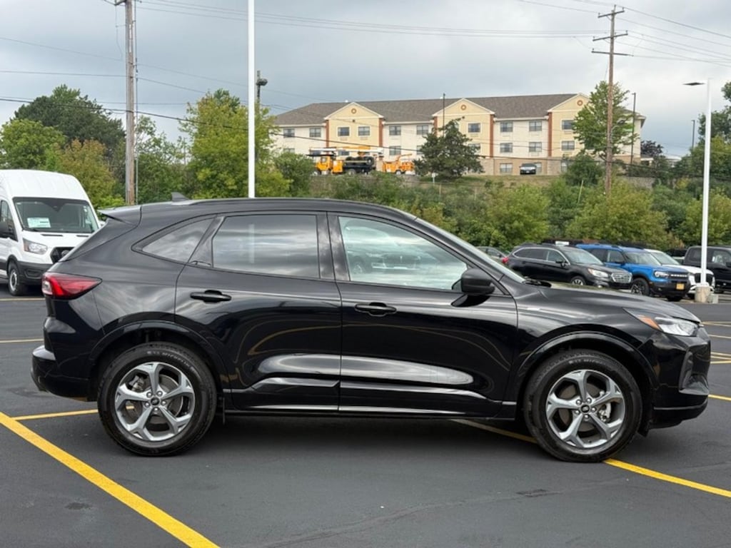 Certified 2023 Ford Escape ST-Line AWD SUV