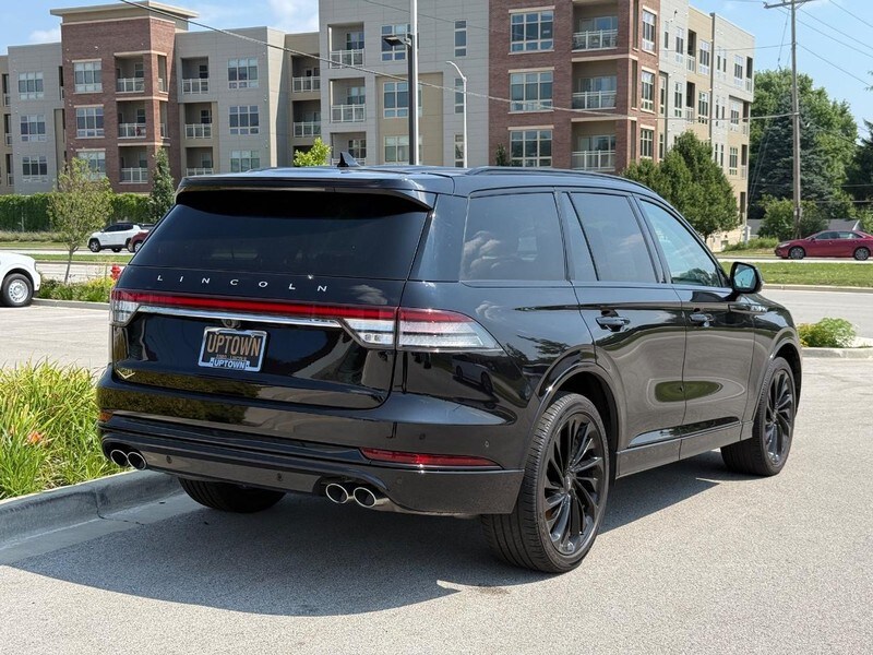 2023 Lincoln Aviator Reserve photo 2