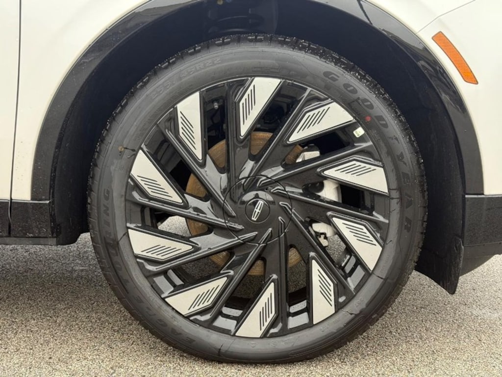 New 2026 Lincoln Nautilus Reserve AWD SUV