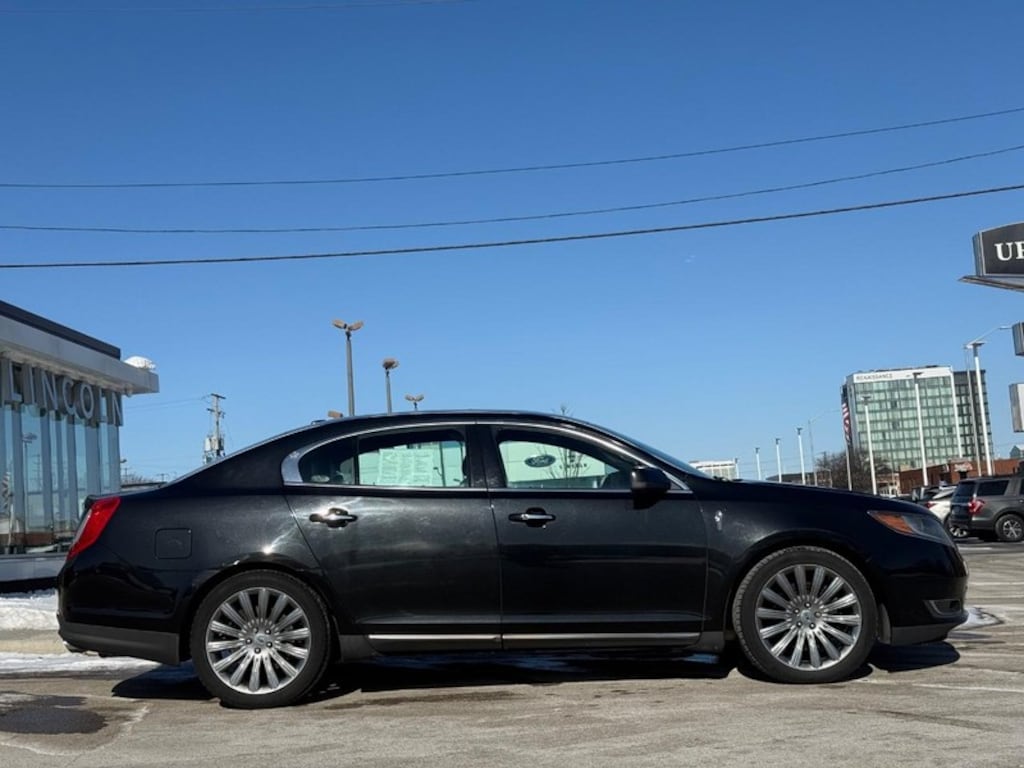 Used 2014 Lincoln MKS 4dr Sdn 3.7L AWD Sedan