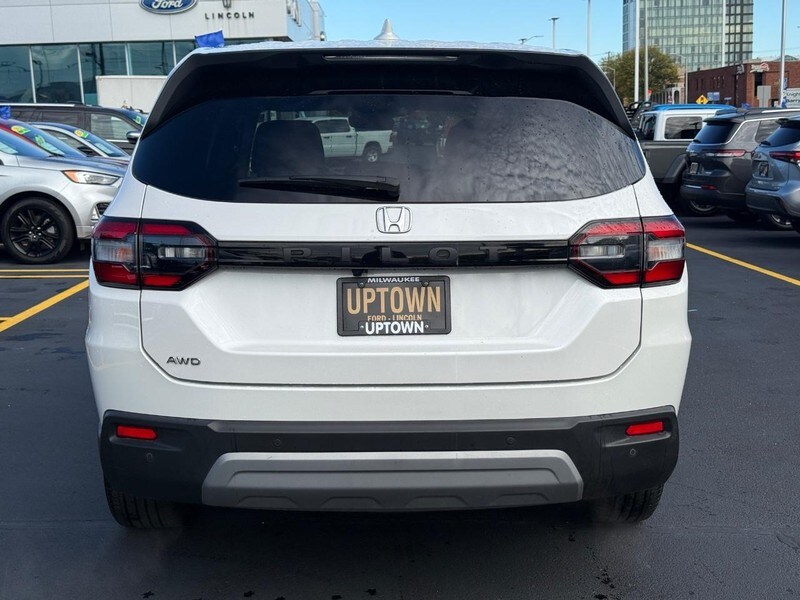 2023 Honda Pilot EX-L photo 3