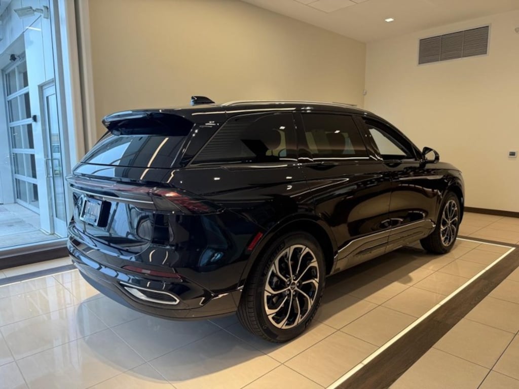 New 2026 Lincoln Nautilus Reserve AWD SUV