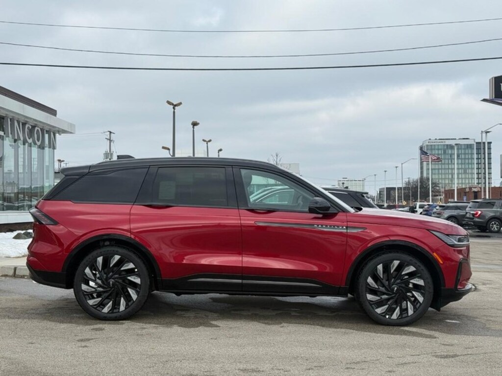 New 2026 Lincoln Nautilus Reserve AWD SUV