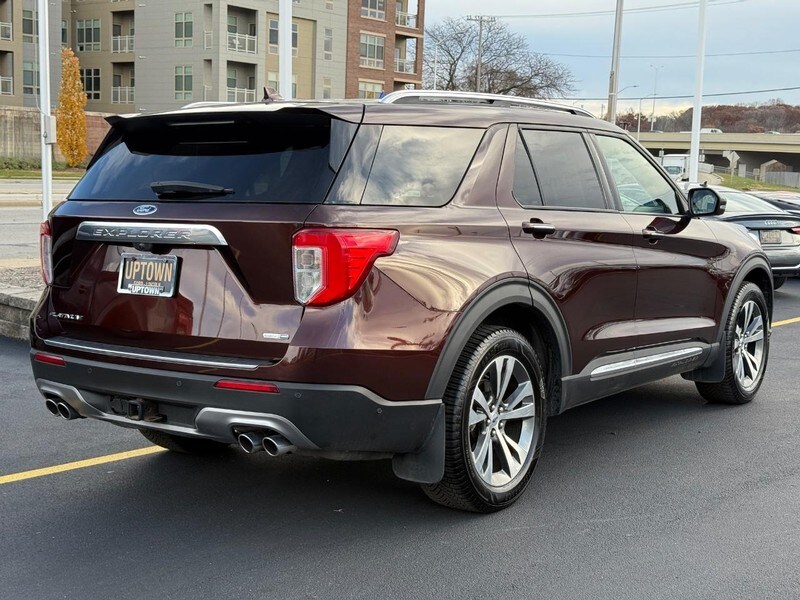 2020 Ford Explorer Platinum photo 3