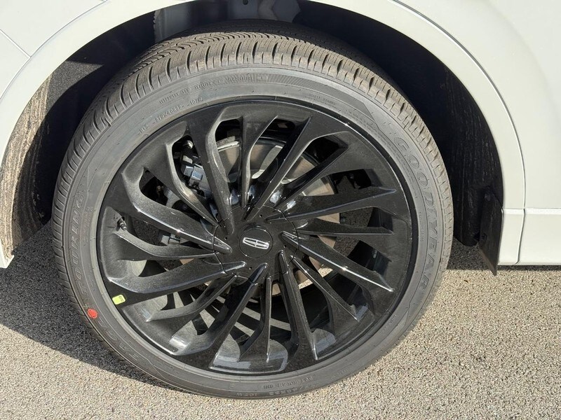 2026 Lincoln Aviator Reserve photo 4