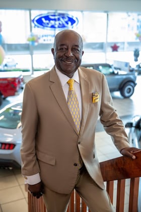 Staff member Howard Kemp from f580b09af13d