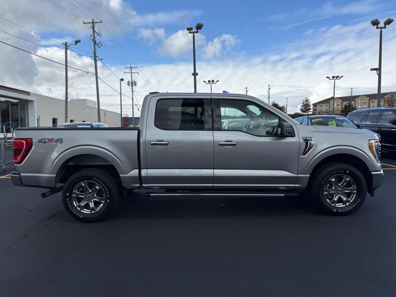 2021 Ford F-150 XLT photo 2
