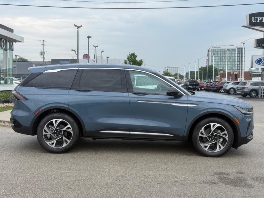New 2026 Lincoln Nautilus Premiere AWD SUV