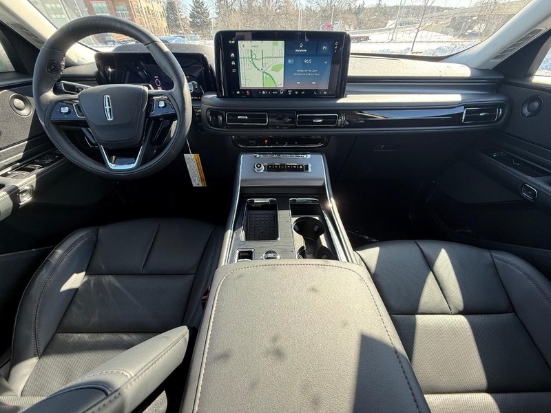 2026 Lincoln Aviator Premiere - Photo 8
