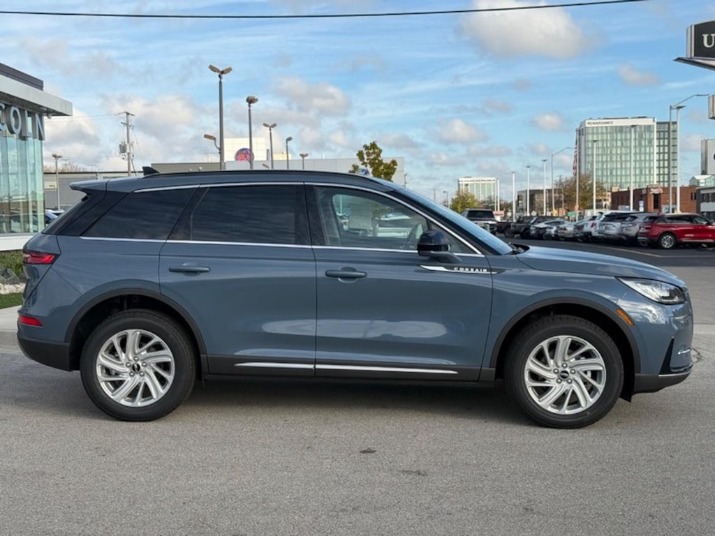 New 2026 Lincoln Corsair Premiere AWD SUV