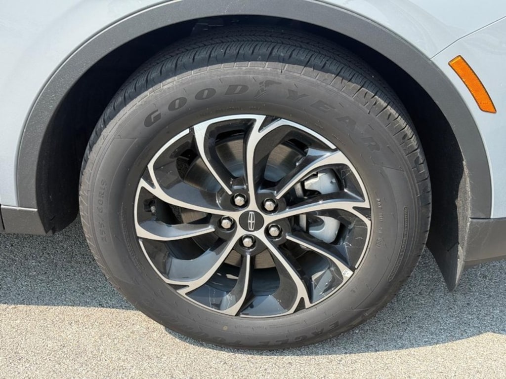 New 2026 Lincoln Nautilus Premiere AWD SUV