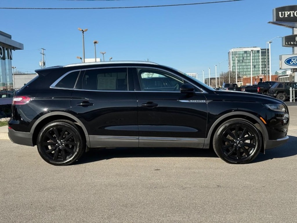 Used 2023 Lincoln Nautilus Reserve AWD SUV